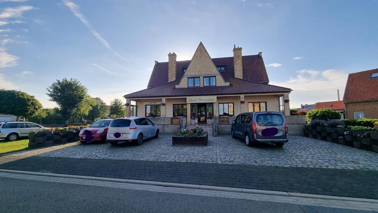 Hotel Westendia And Free Parking Top Breakfast Westende Exterior photo