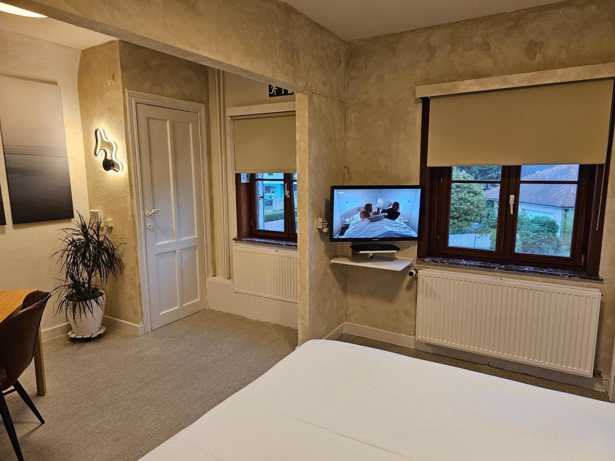 Hotel Westendia And Free Parking Top Breakfast Westende Exterior photo